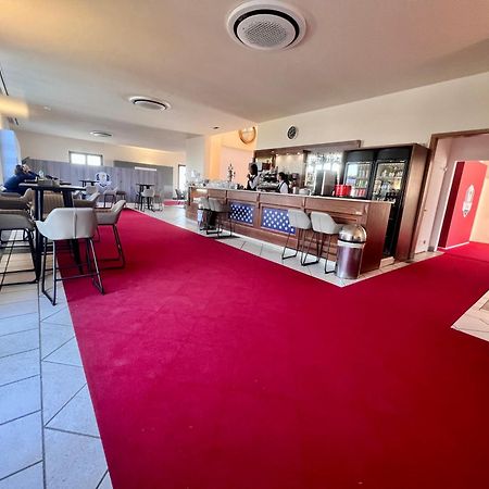 Holidays Homes Rome Golf Appartamenti Marco Simone Aeb Εξωτερικό φωτογραφία